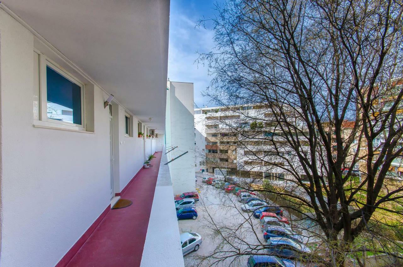Side By Side Apartments Split Exterior foto